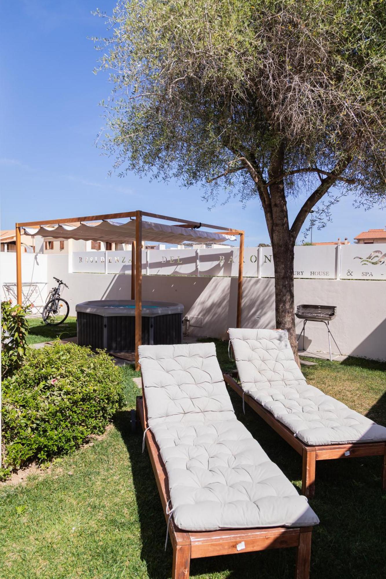 Apartament Residenza Del Barone Luxury House - Pula, Sardegna Zewnętrze zdjęcie